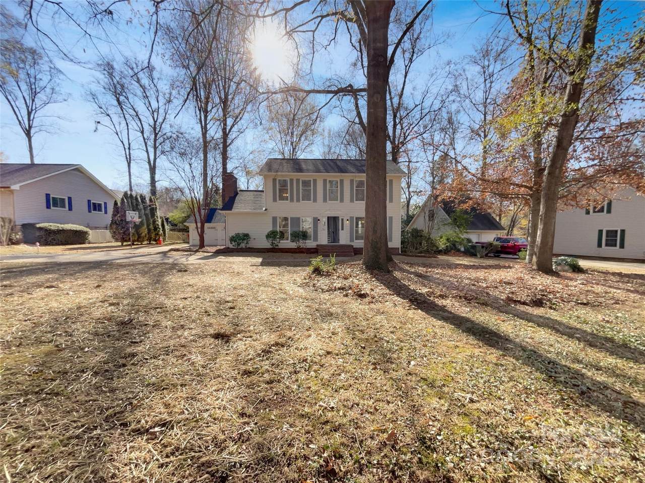 1057 Honeybee Trail - Photo 1