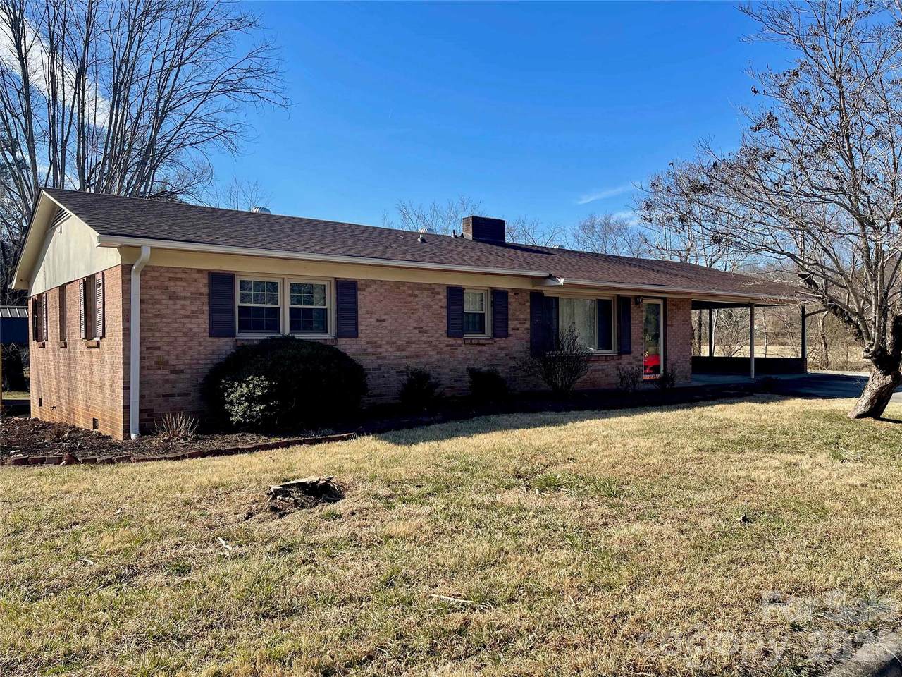 635 Powell Road - Photo 1