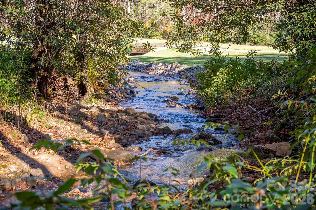 https://bt-photos.global.ssl.fastly.net/cmls/1280_boomver_2_4331092-1.jpg