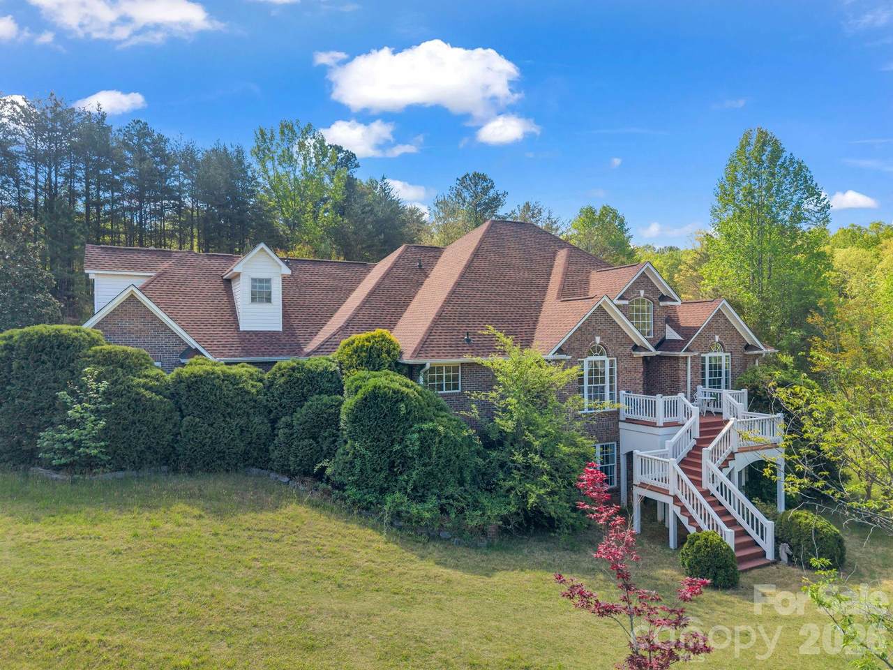 92 Rodaeo Drive - Photo 1