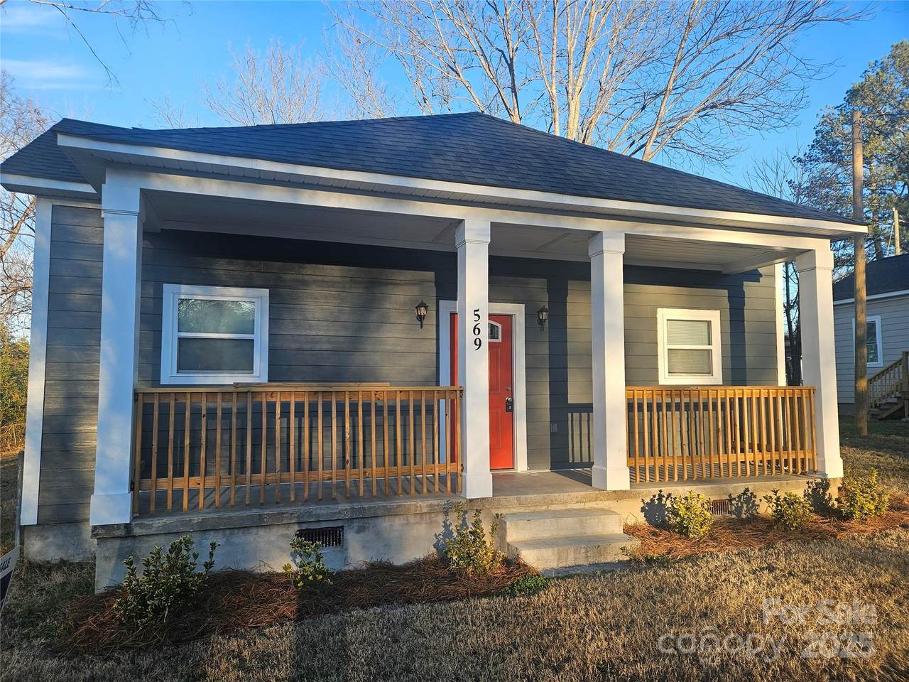 569 Fifth Street - Photo 1