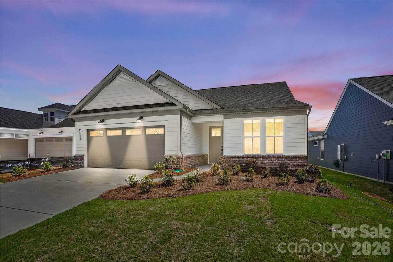 2720 Peak Court - Photo 1
