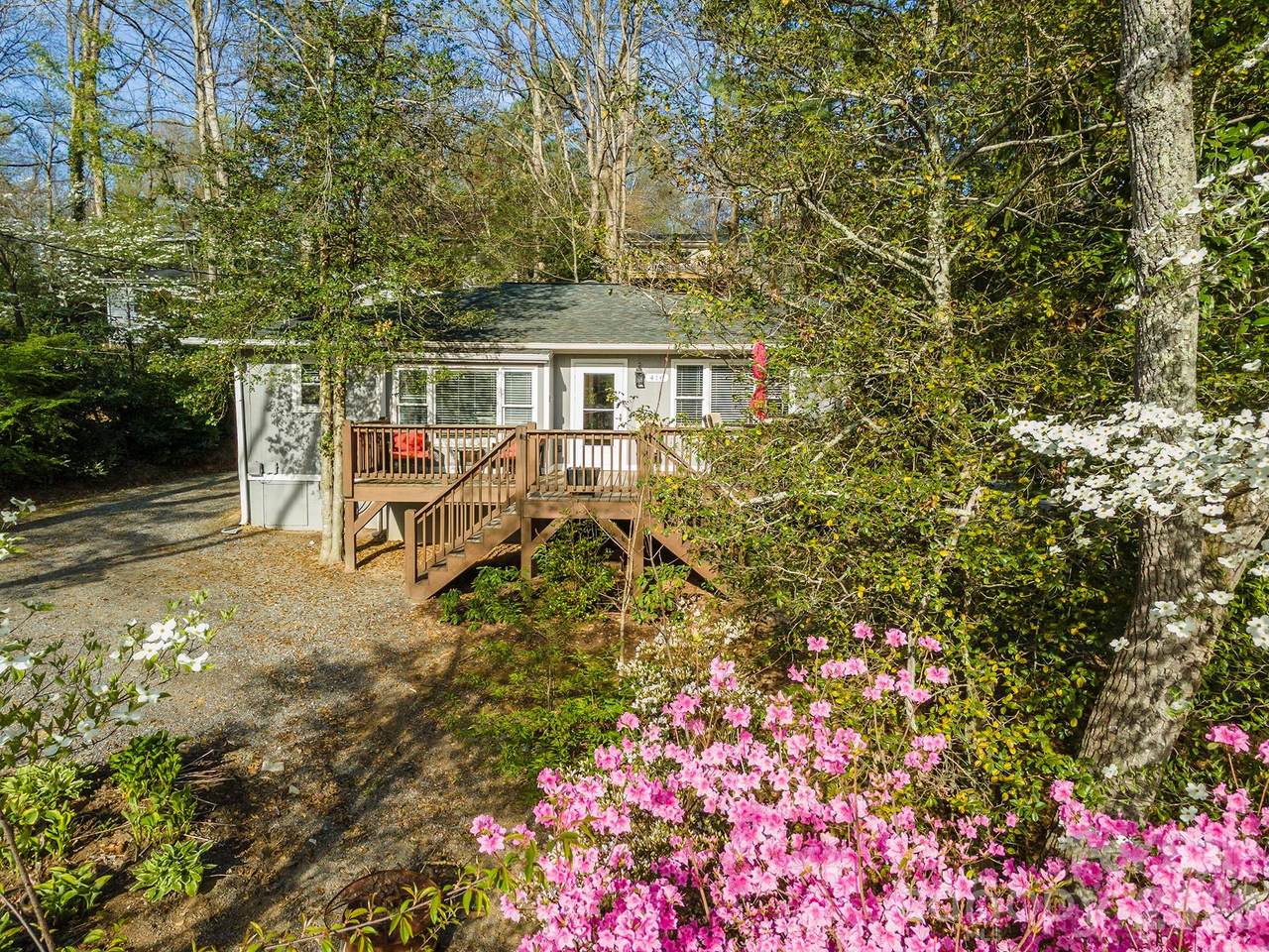 416 Cherokee Avenue - Photo 1