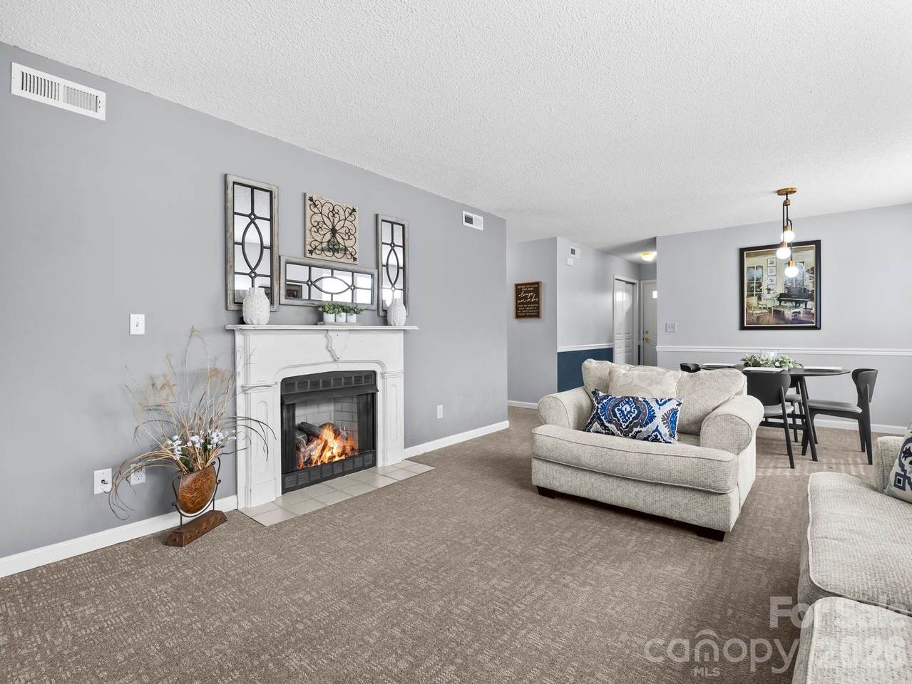 1002 Deermouse Way - Photo 1