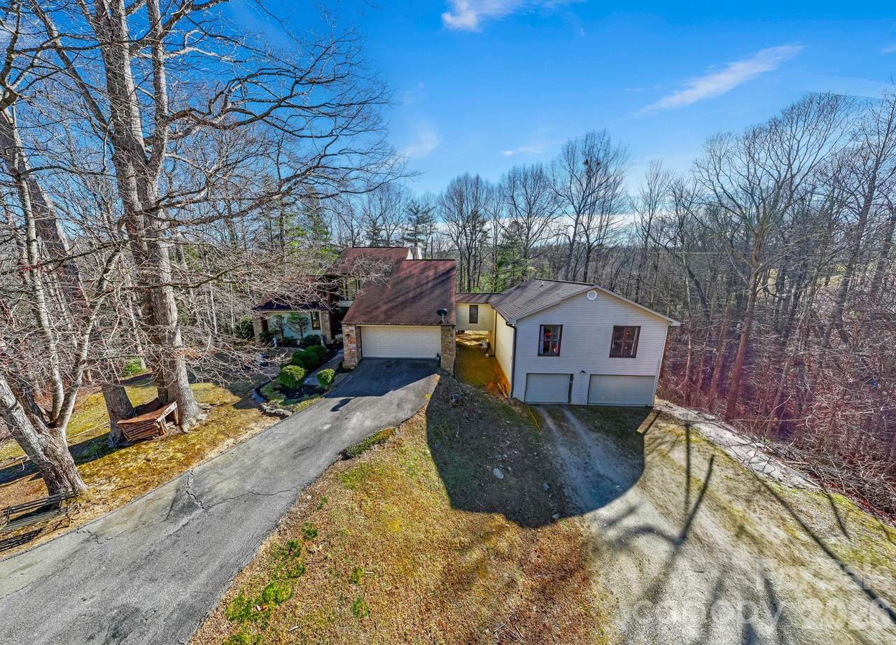 40 Country Bear Lane - Photo 1