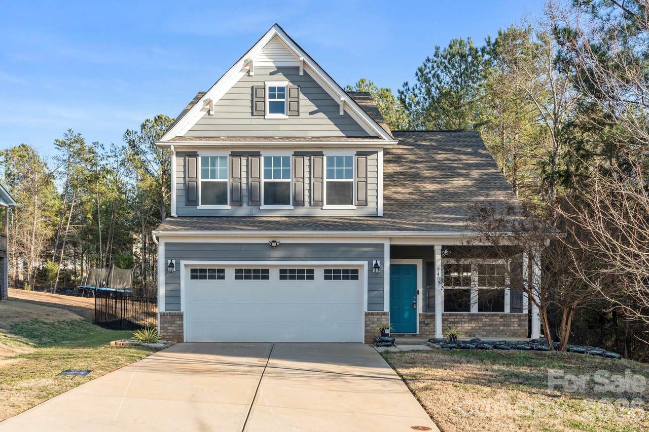 9409 Tradewinds Court - Photo 1