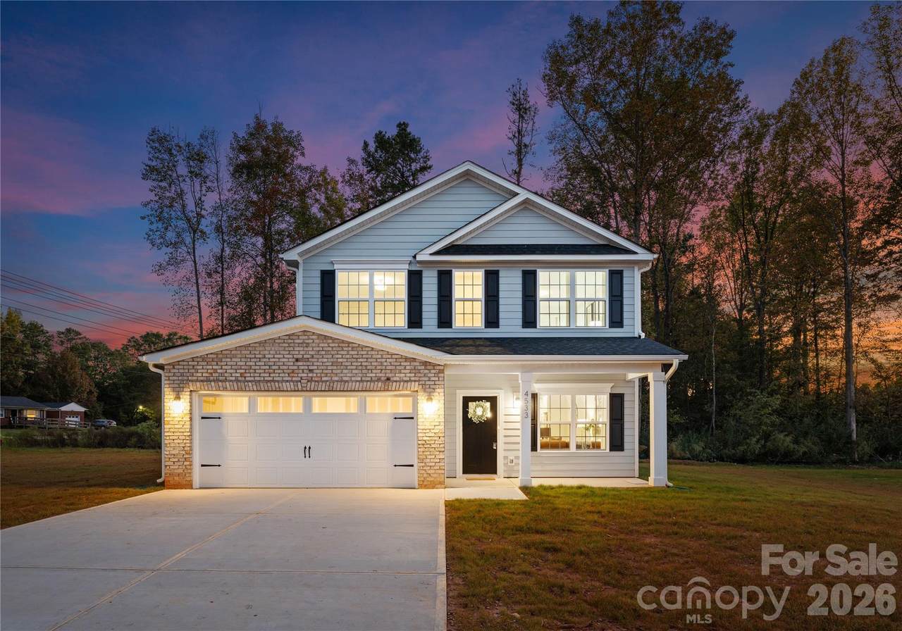 1422 Summerville Road - Photo 1