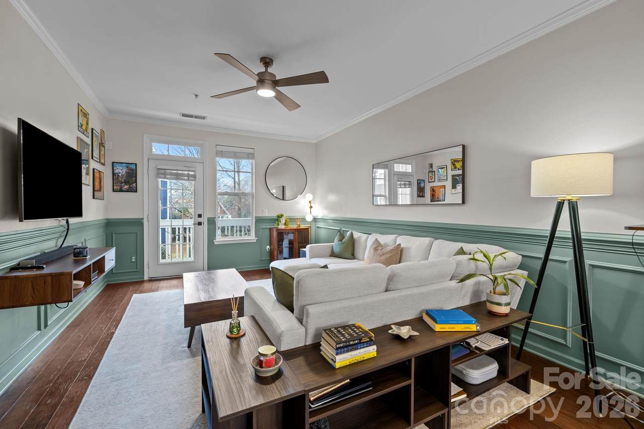 1604 Walnut View Drive - Photo 1