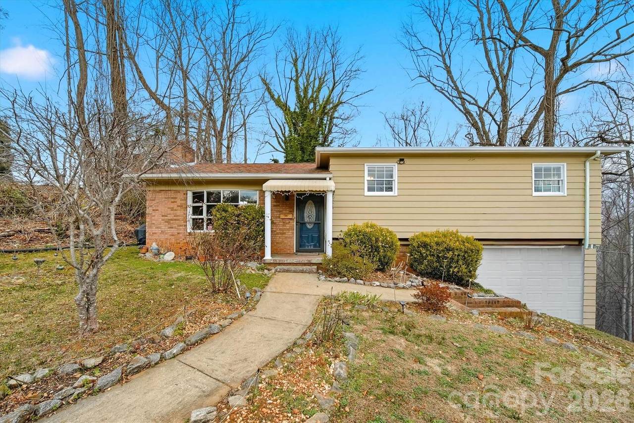 212 Newland Place - Photo 1