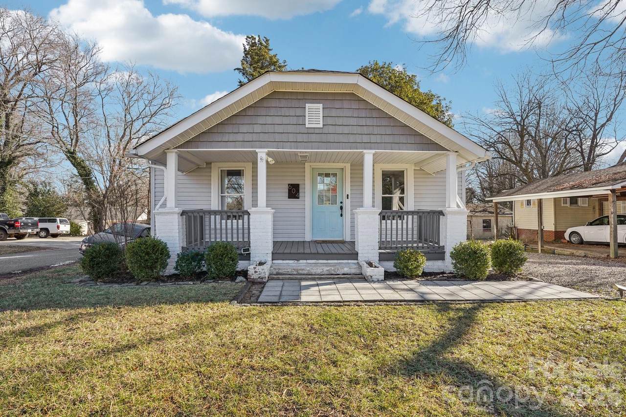 604 Fairview Street - Photo 1