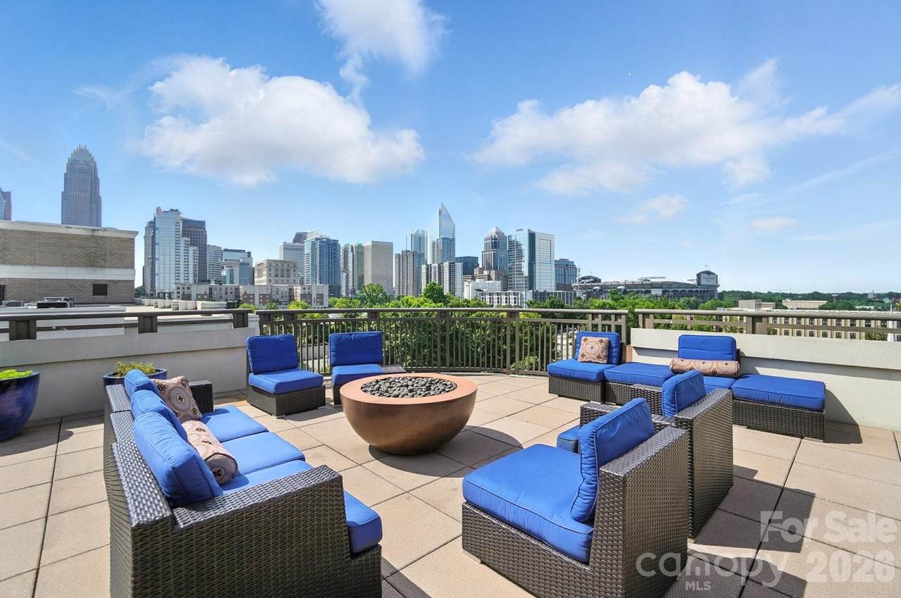 718 Trade Street - Photo 1