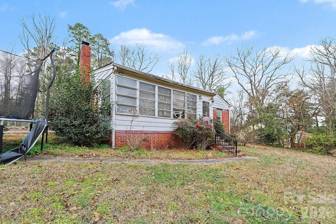 105 Shelton Circle - Photo 1
