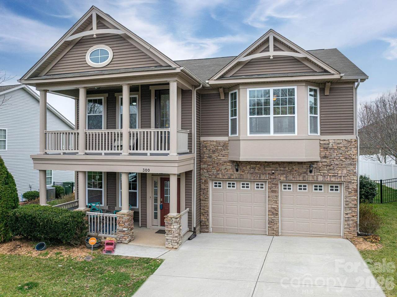 300 Tall Wheat Lane - Photo 1