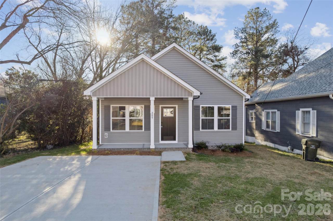 209B Yadkin Avenue - Photo 1