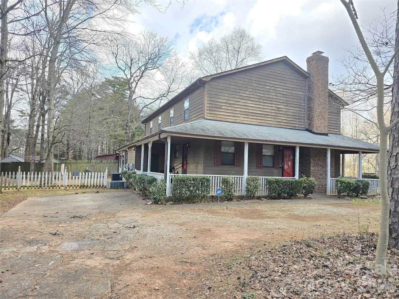 5729 Brickstone Drive - Photo 1