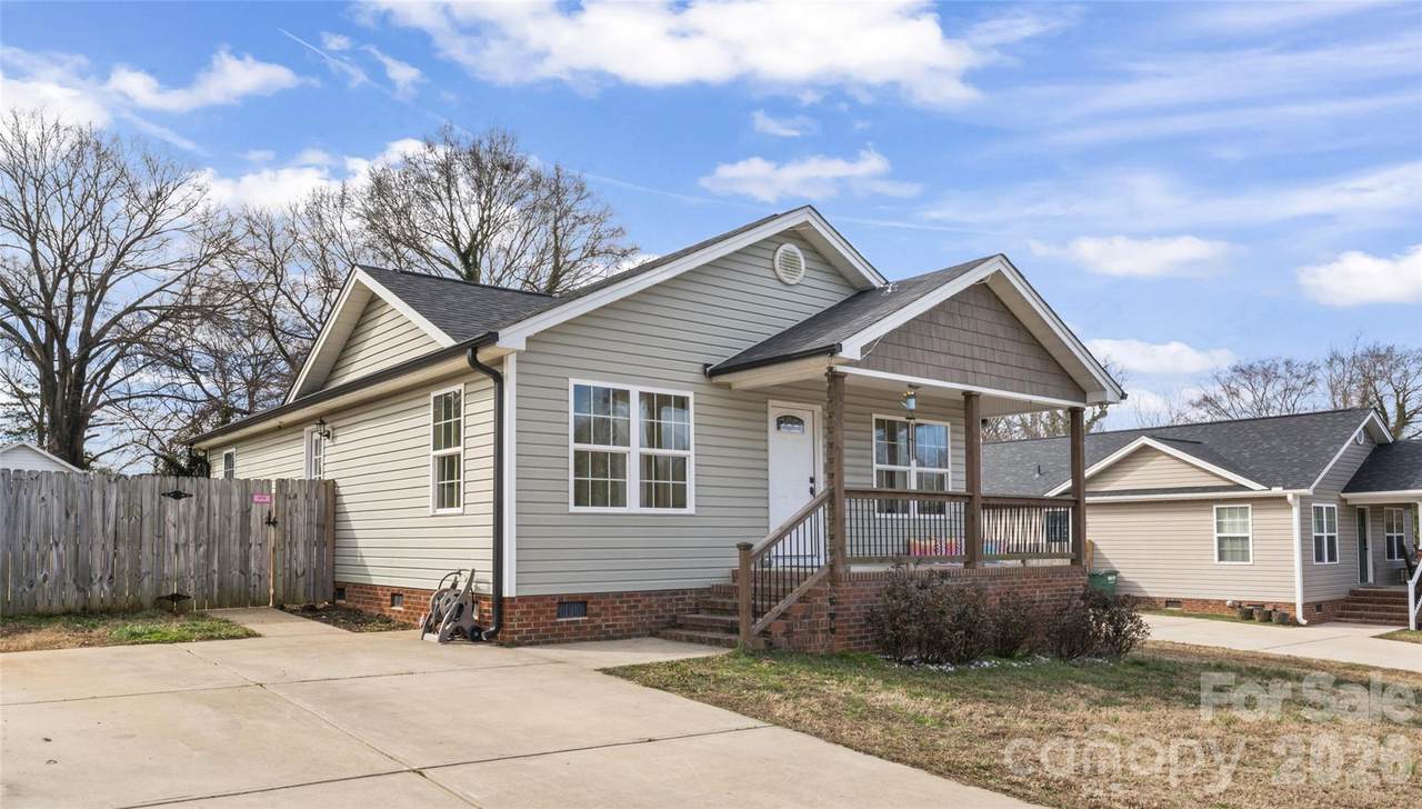 316 Alabama Avenue - Photo 1