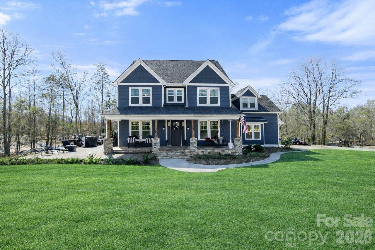 105 Damon Drive - Photo 1