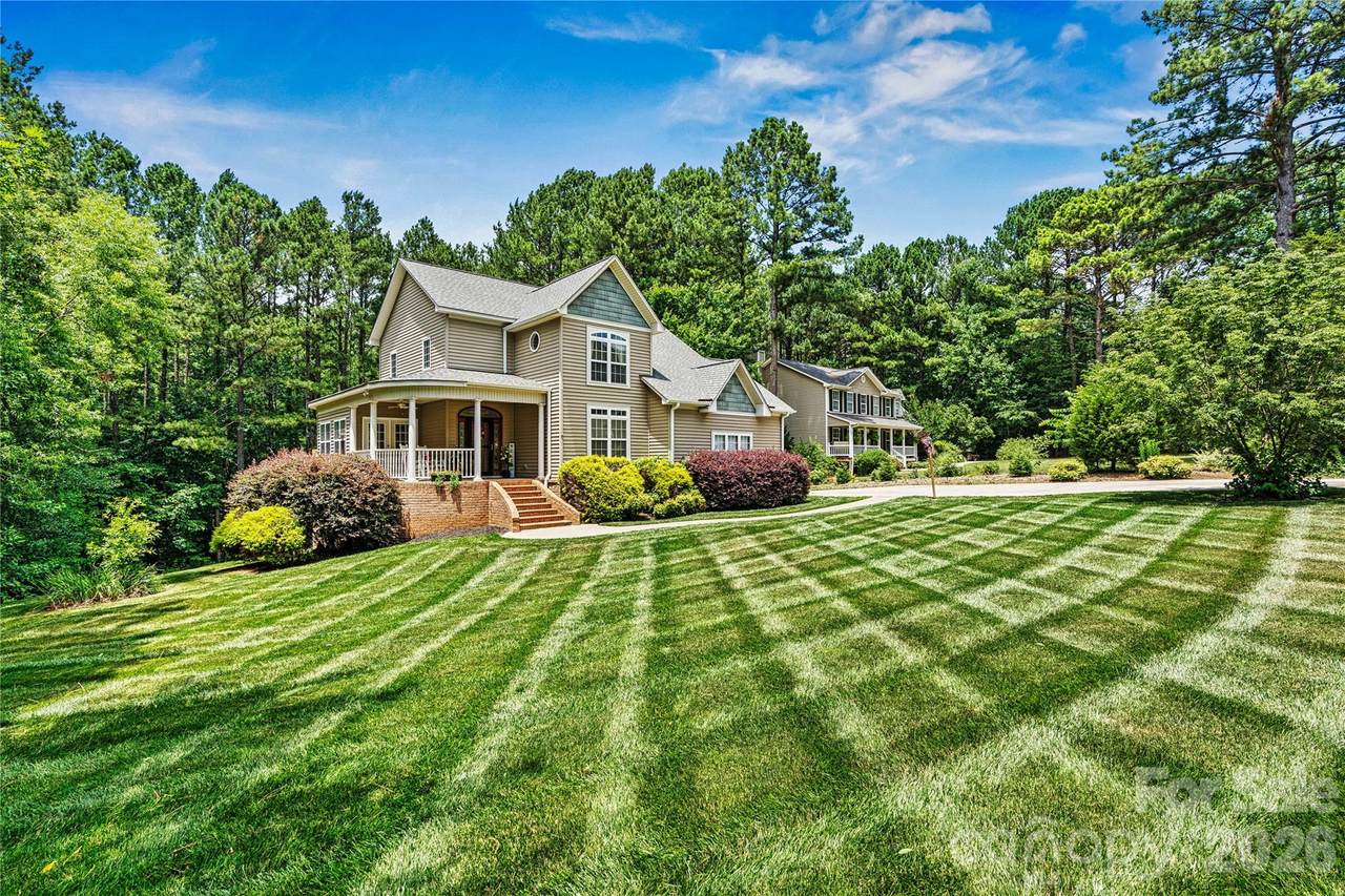 1606 High Ridge Drive - Photo 1