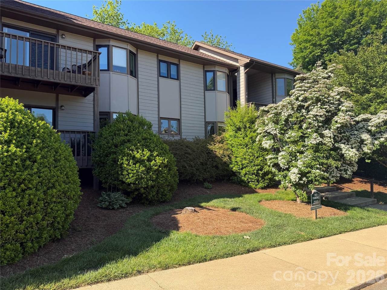 201 Racquet Club Road - Photo 1
