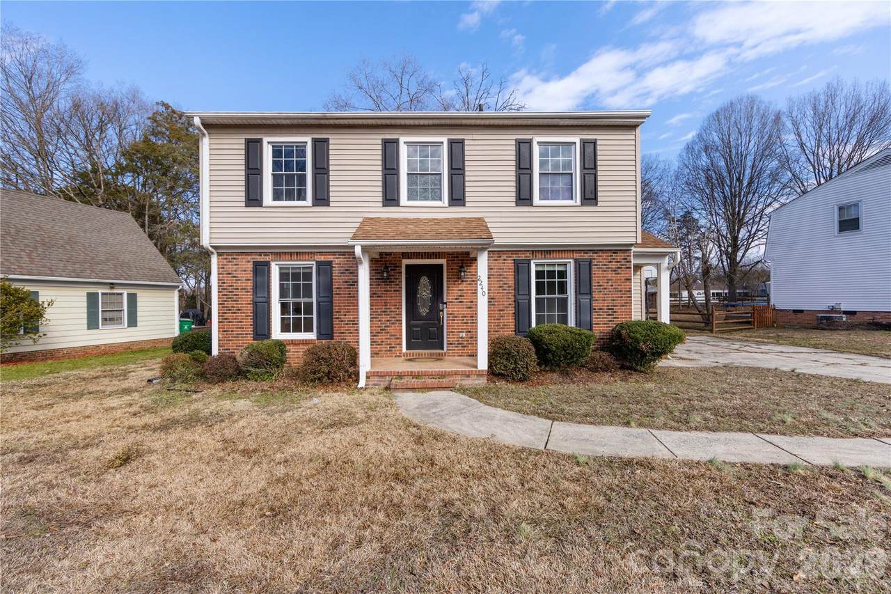 2240 Lawton Bluff Road - Photo 1