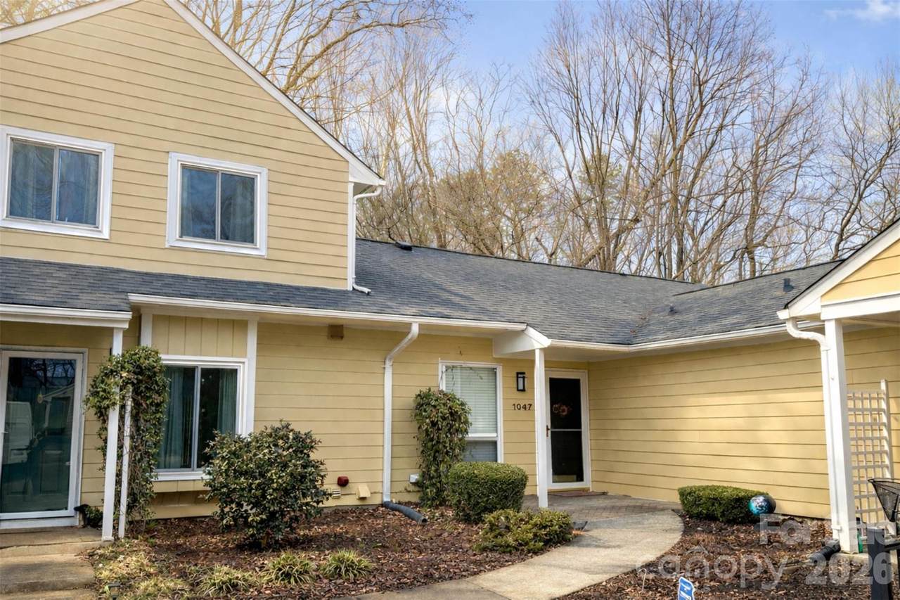 1047 Sardis Cove Drive - Photo 1