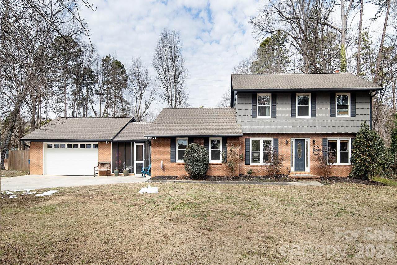 8550 Cottonwood Trail - Photo 1