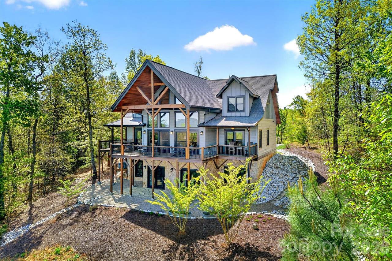 623 Mountain Vista Drive - Photo 1