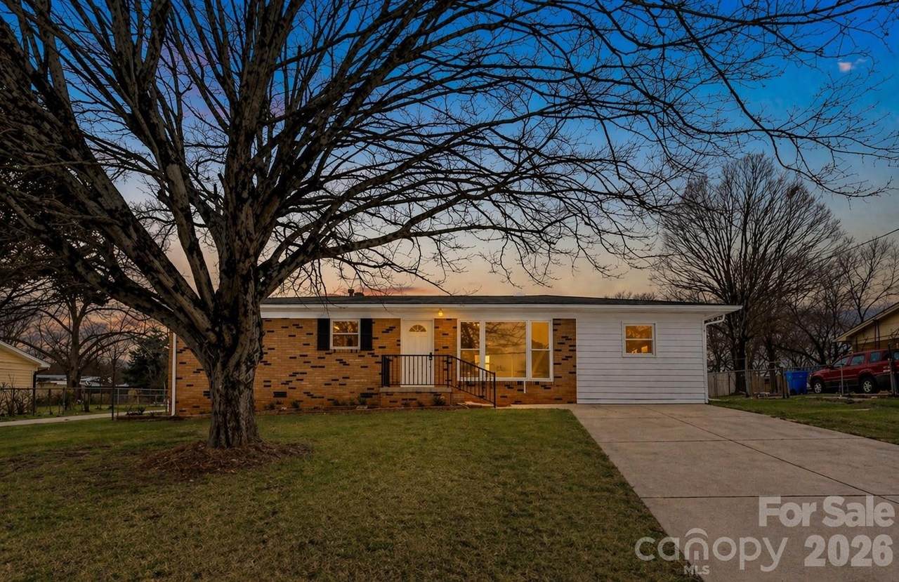2621 Sherry Lane - Photo 1