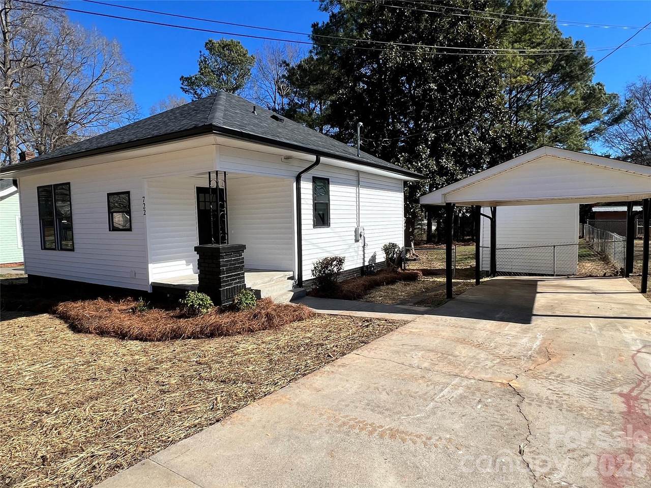 722 Austin Street - Photo 1