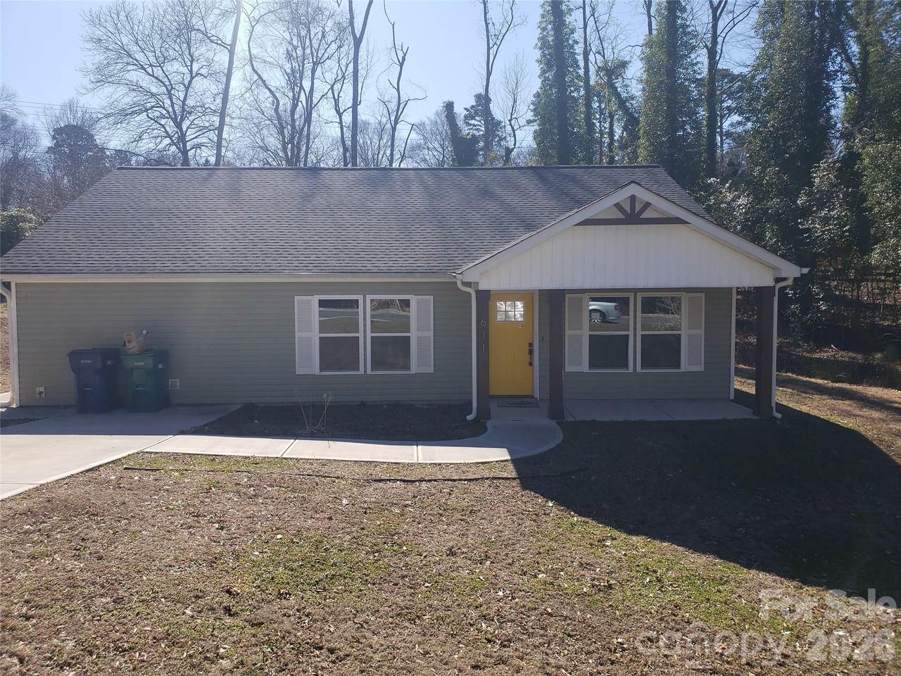 611 Fernwood Drive - Photo 1