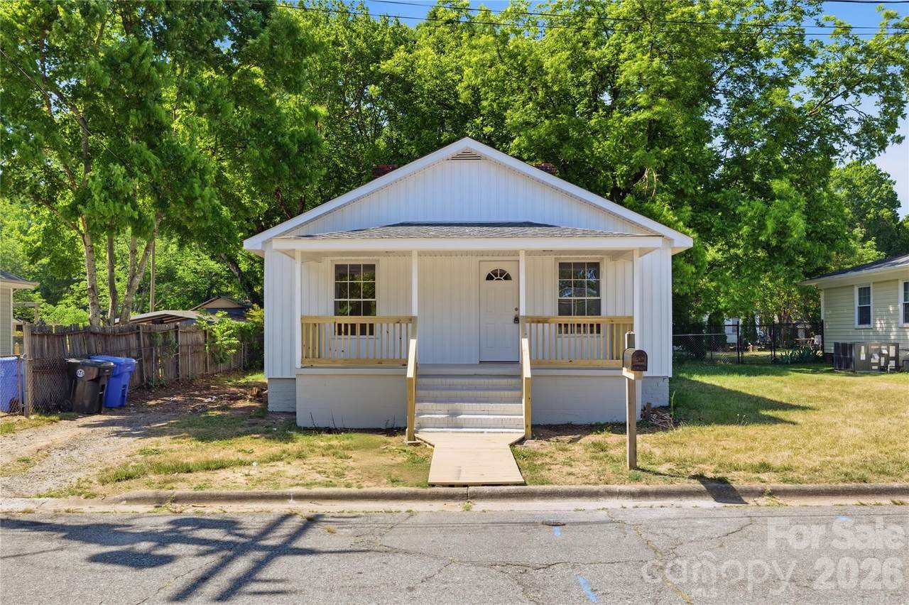 92 Spencer Avenue - Photo 1