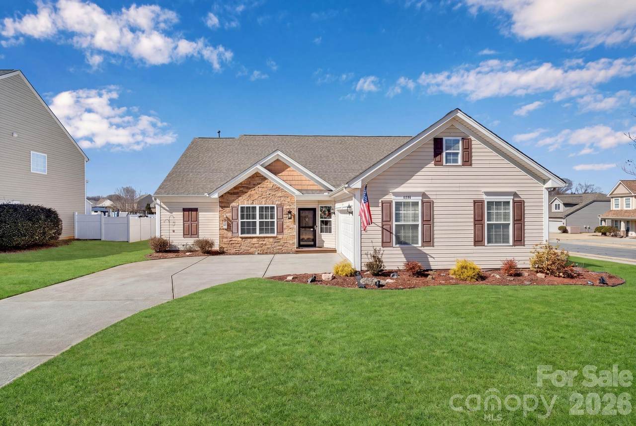 4444 Bravery Place - Photo 1