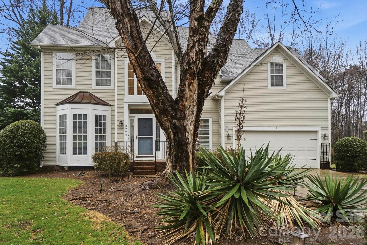 8725 Londonshire Drive - Photo 1