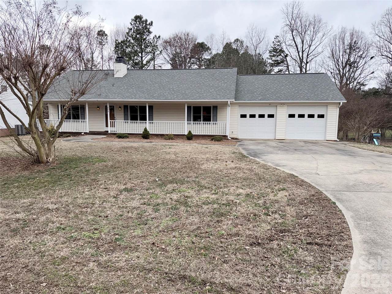 208 Hickory Hills Lane - Photo 1