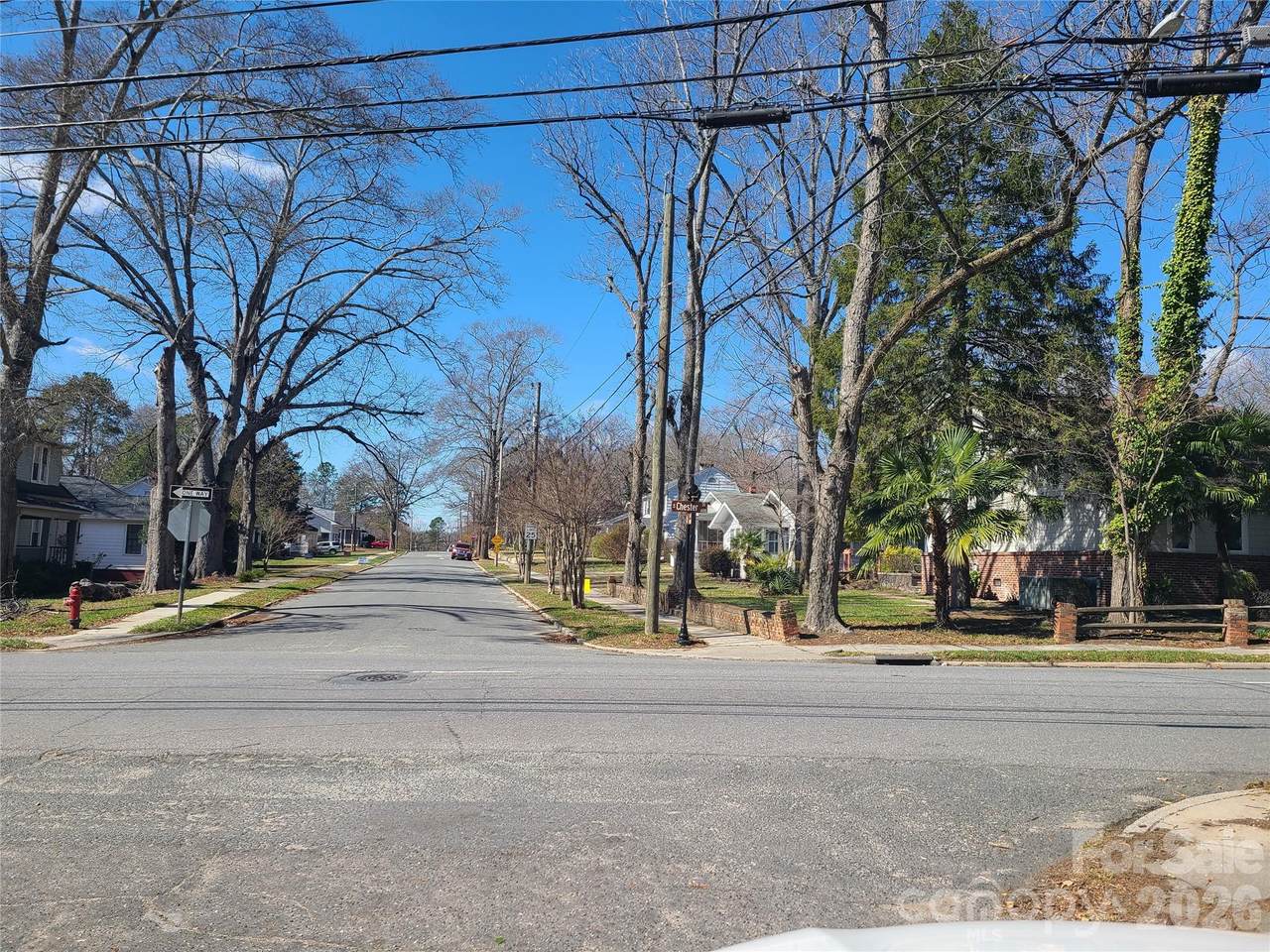 702 Chester Street - Photo 1