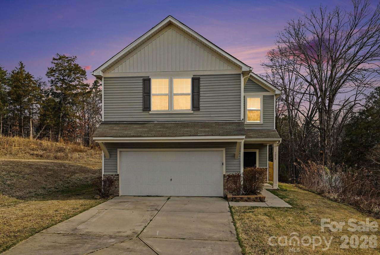 1039 Manston Place - Photo 1