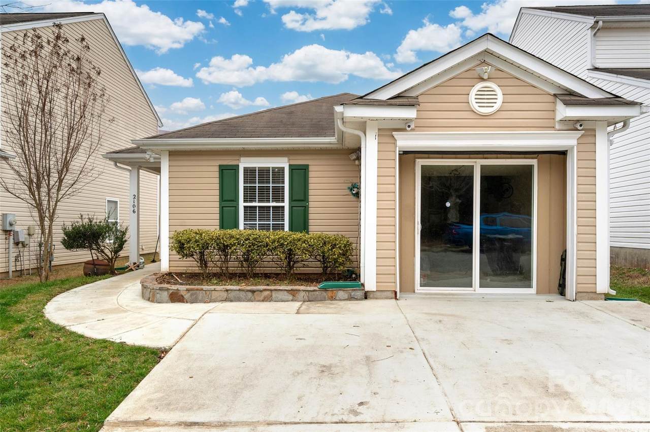 2106 Buckleigh Drive - Photo 1