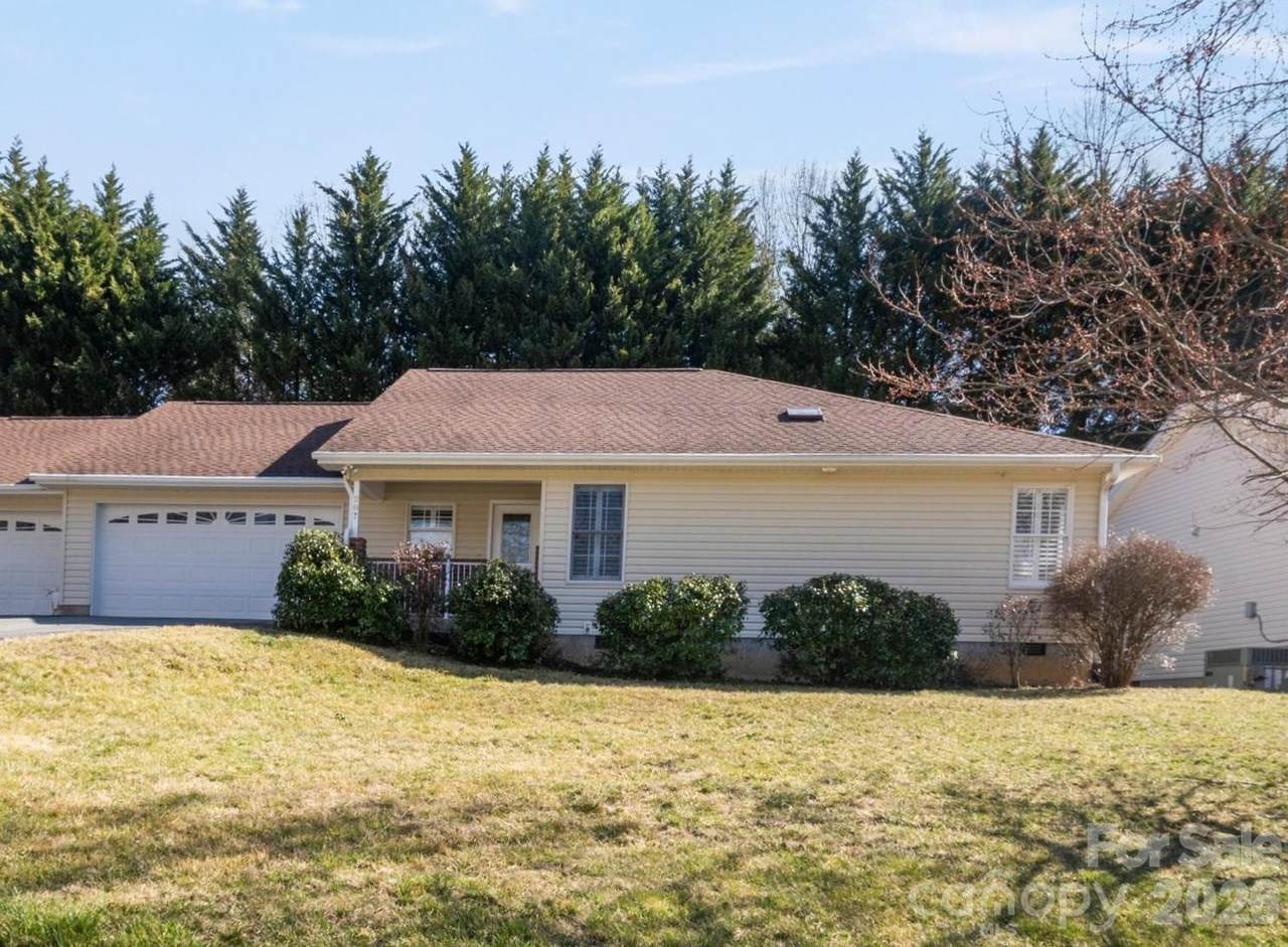 207 Allen Paul Drive - Photo 1