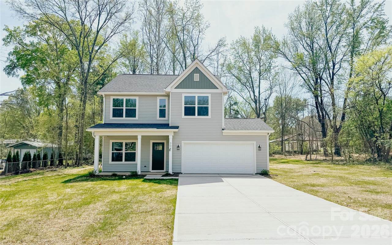 304 Woodside Drive - Photo 1