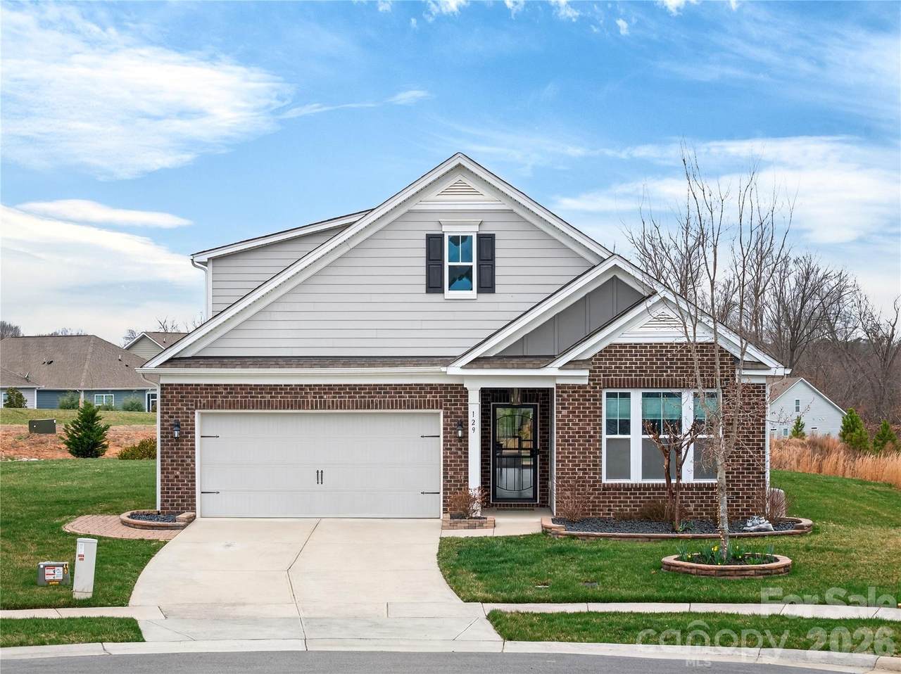 129 Rosebay Drive - Photo 1