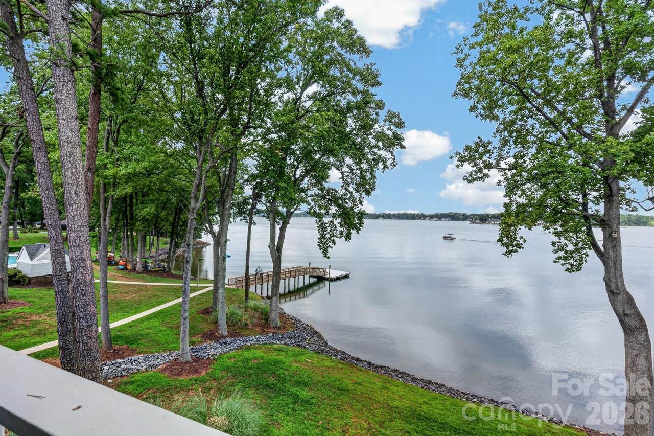 345 Northwest Drive - Photo 1