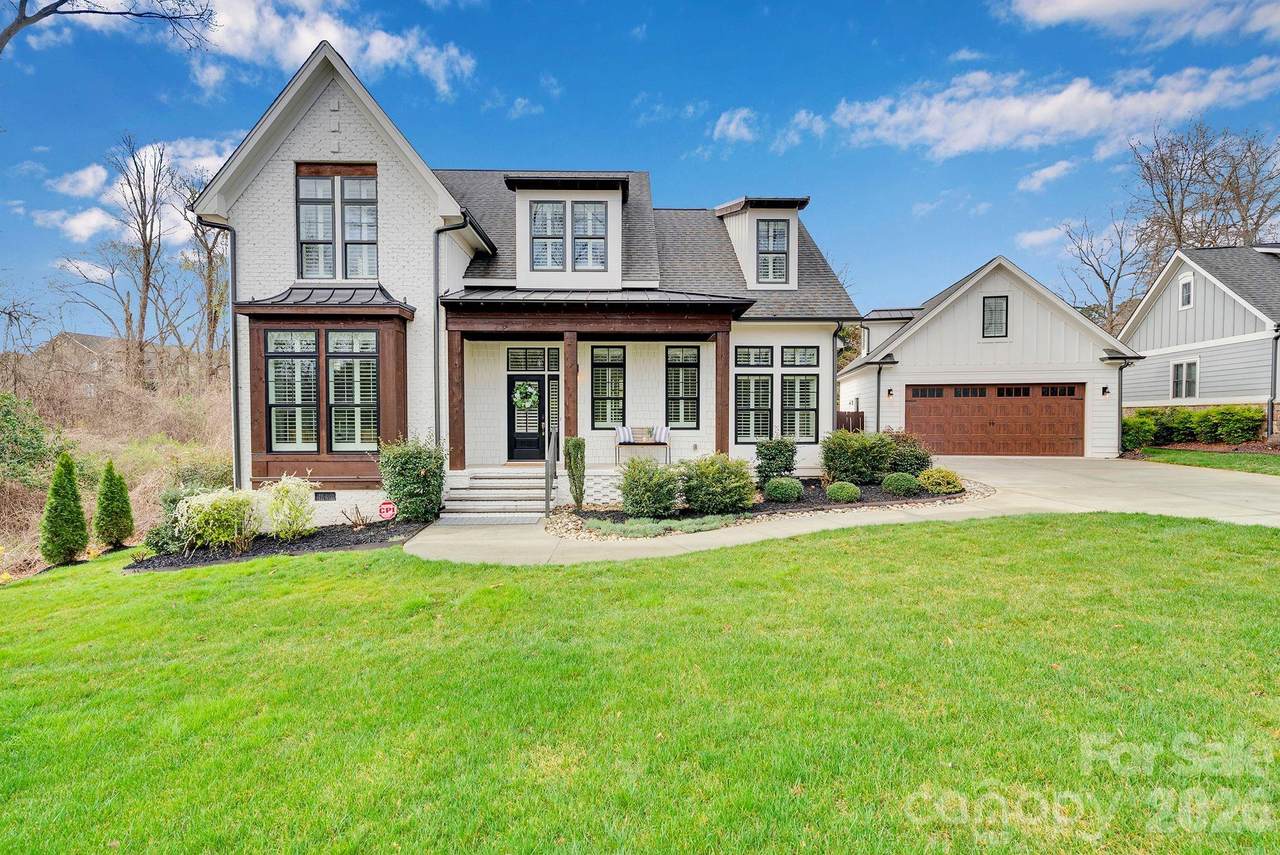 175 Mcleod Avenue - Photo 1