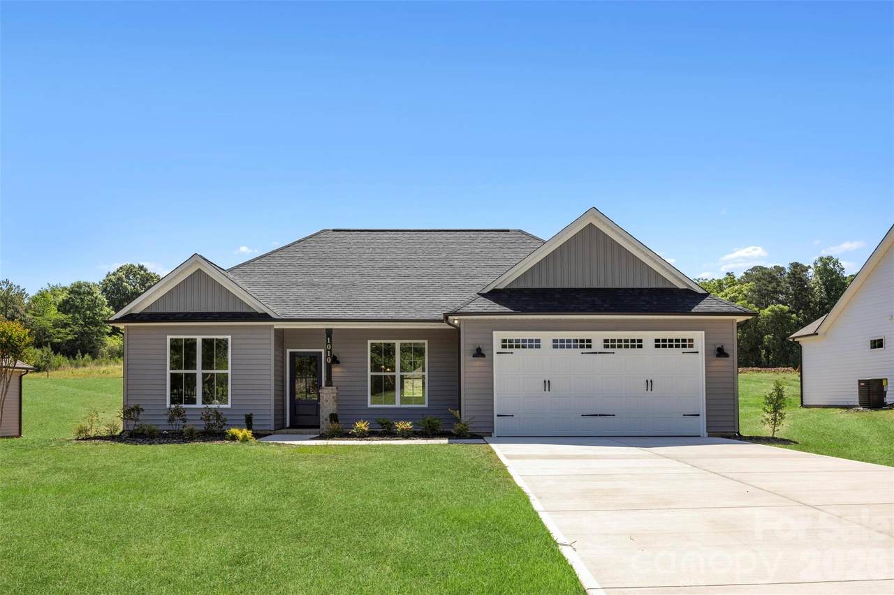 1010 Speight Road - Photo 1