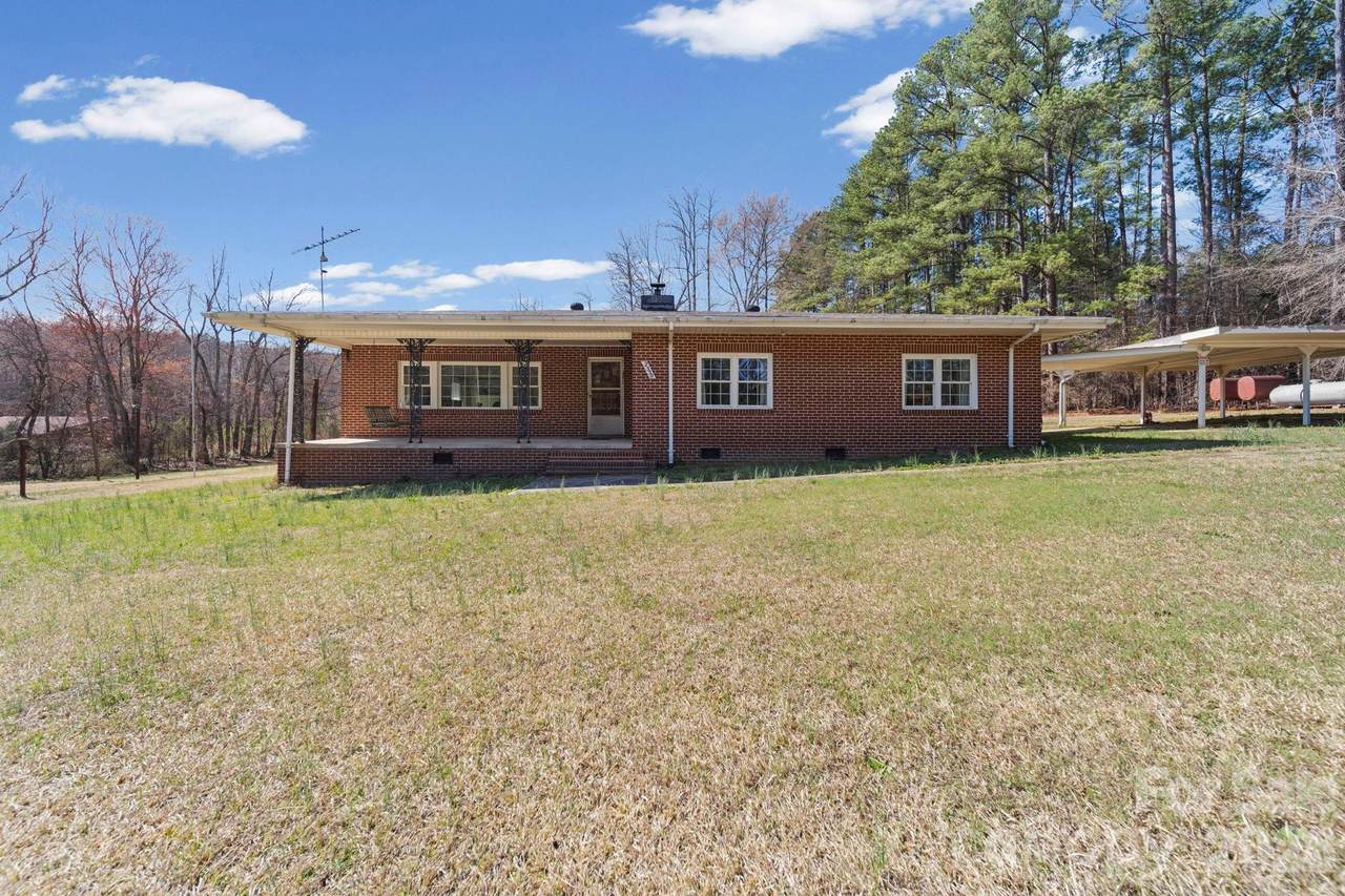 2350 Grubb Ferry Road - Photo 1