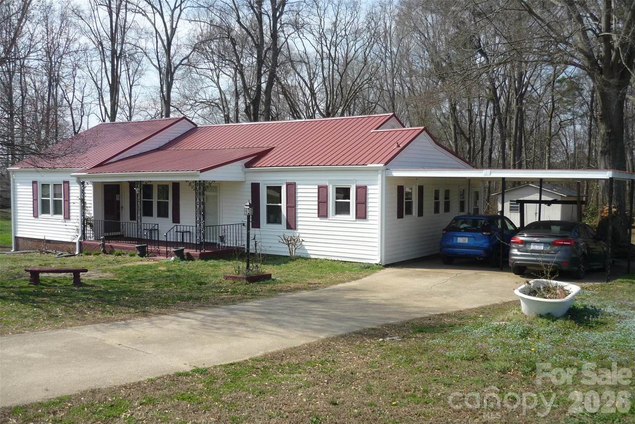120 Bradley Road - Photo 1