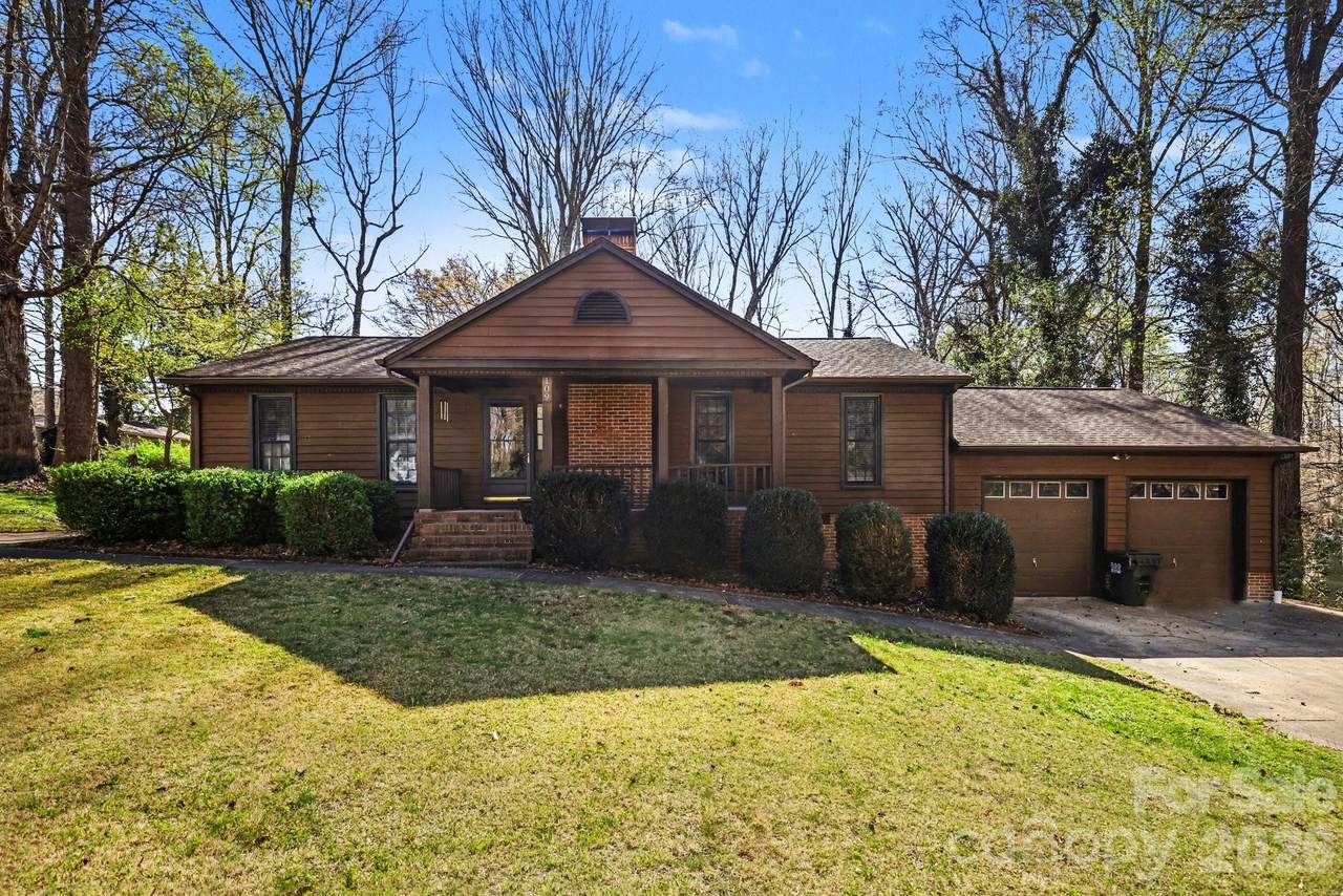 109 Old Bridge Court - Photo 1