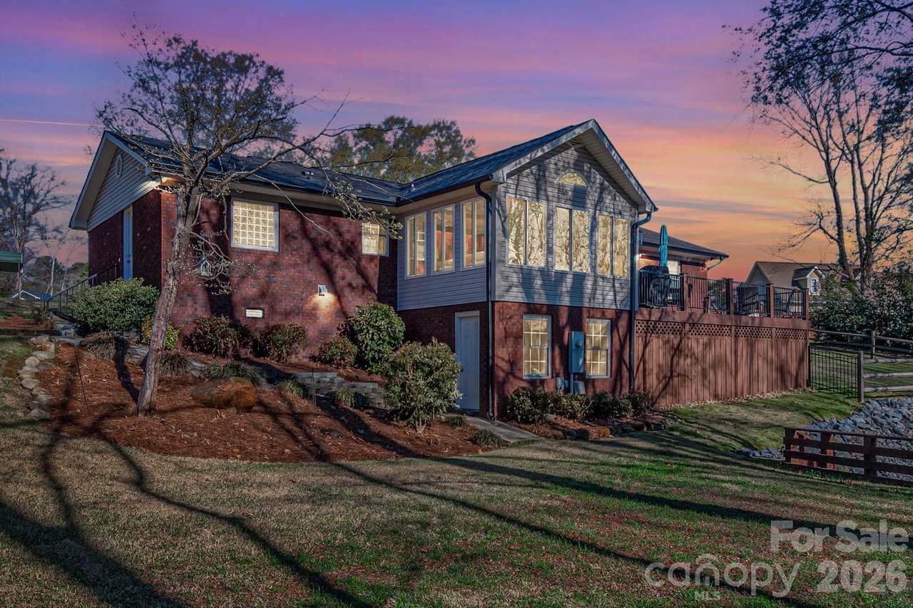 572 Acorn Acres Road - Photo 1