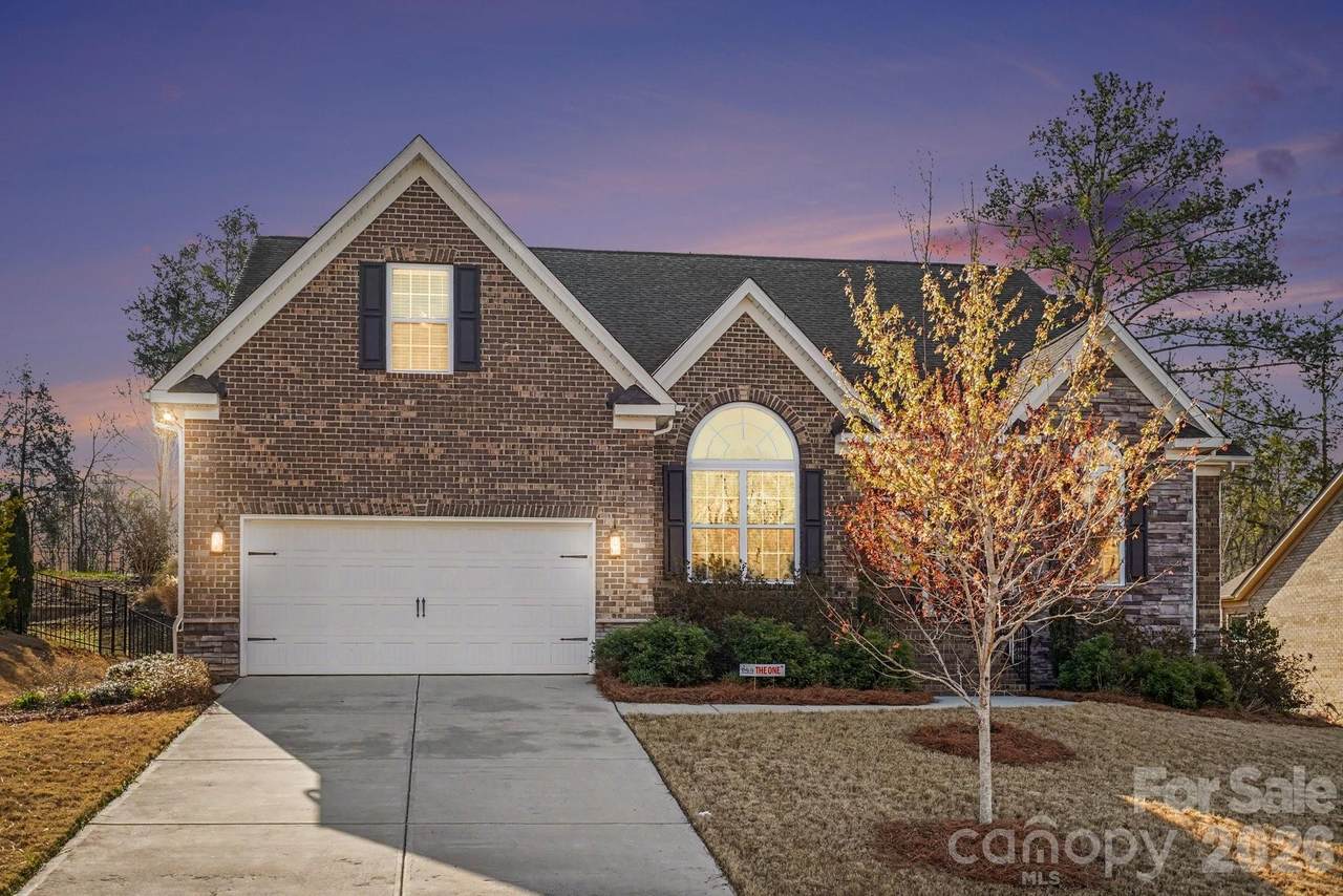 10885 Greenvale Drive - Photo 1