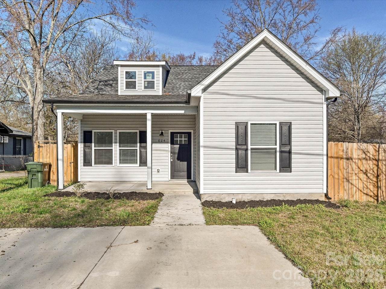 624 Harrison Street - Photo 1