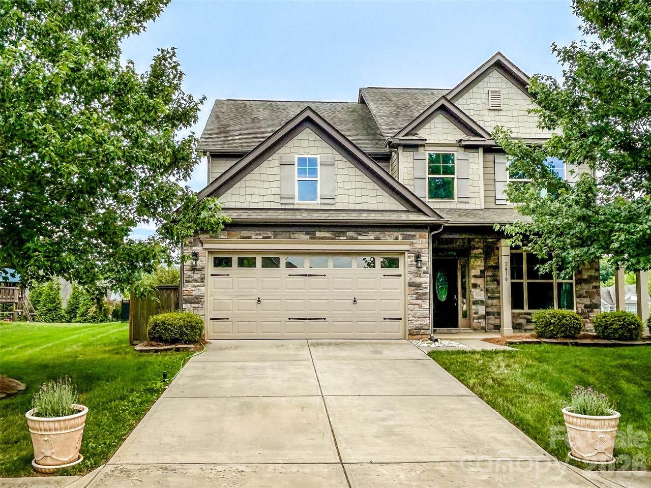 2416 Chinkapin Court - Photo 1